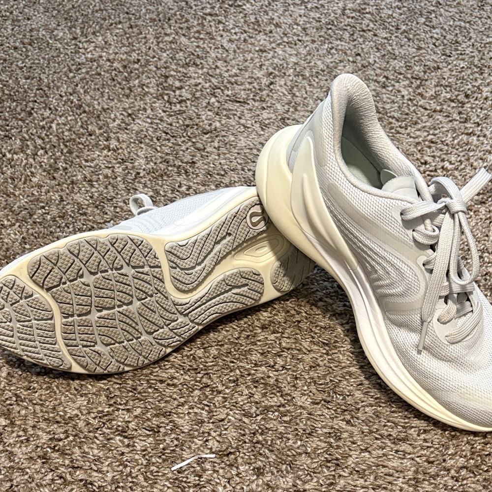 lululemon Blissfeel 2 Women's Running Shoes - Picture 4 of 4